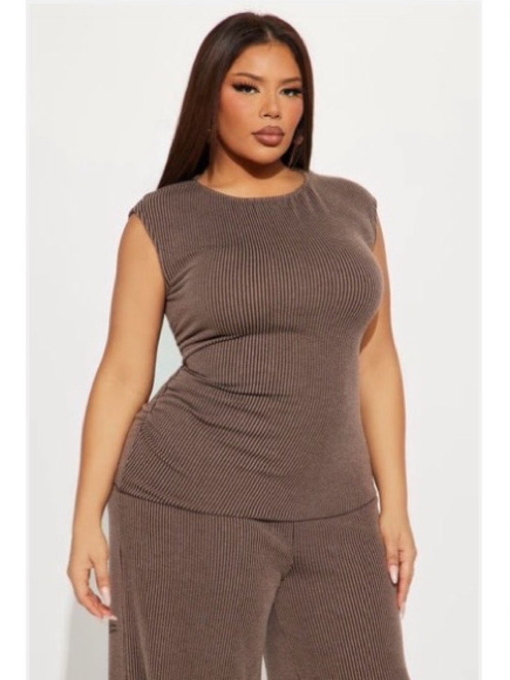 Ribbed Sleeveless Top in Brown